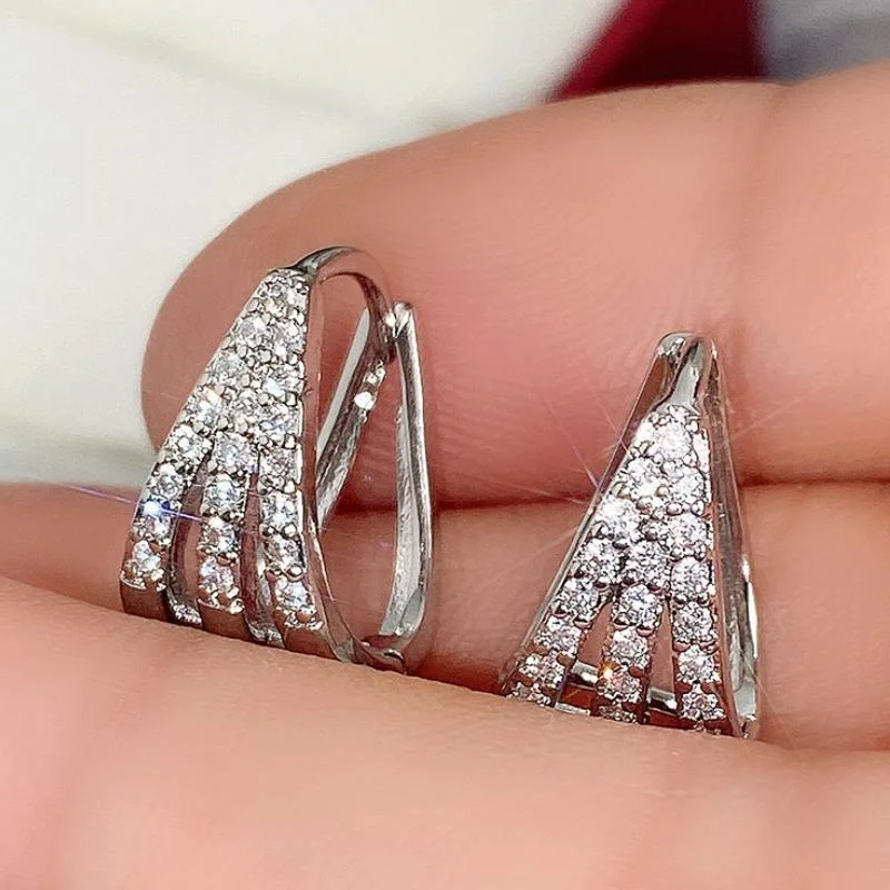 

Luxury Fashion Micro Pave Zircon Claw Stud Earrings for Women Statement Earring Valentines Day Gift Jewelry Pendientes Mujer