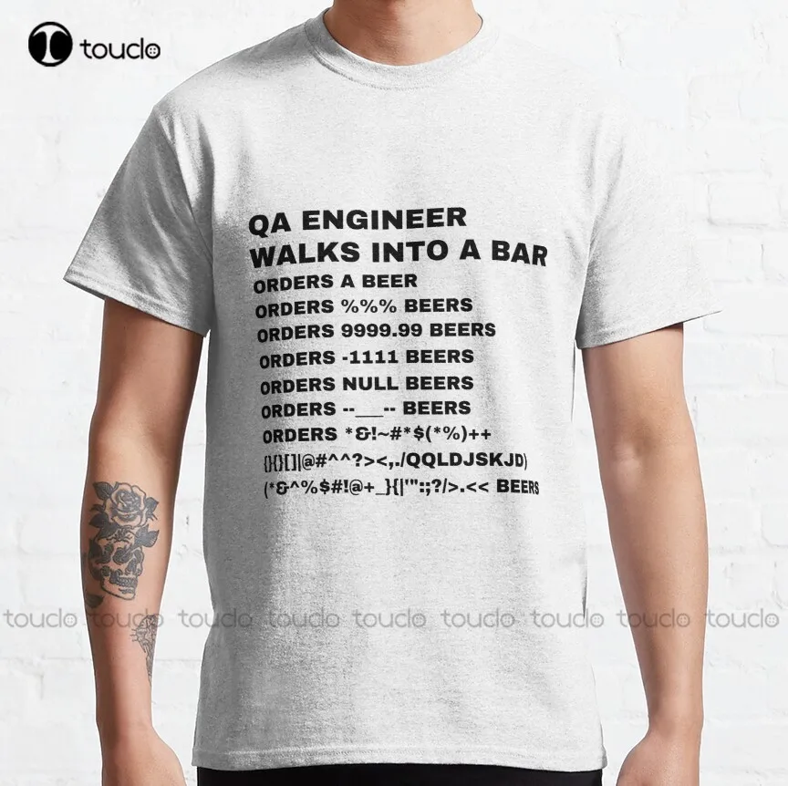 

Классическая мужская футболка Qa инженер входит в бар (черный текст), тренировочная футболка, Модная креативная забавная футболка для отдыха...