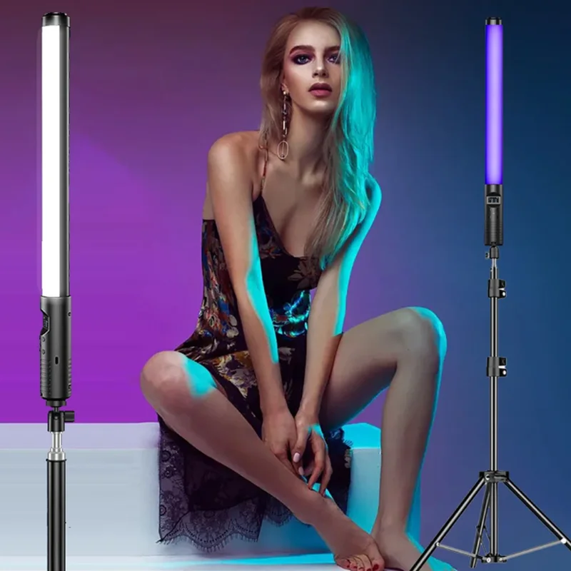 Фото Светодиодная RGB-лампа для вечеринок, трехцветная LED-подсветка, портативный светильник для фотосъемки и видеосъемки. №1