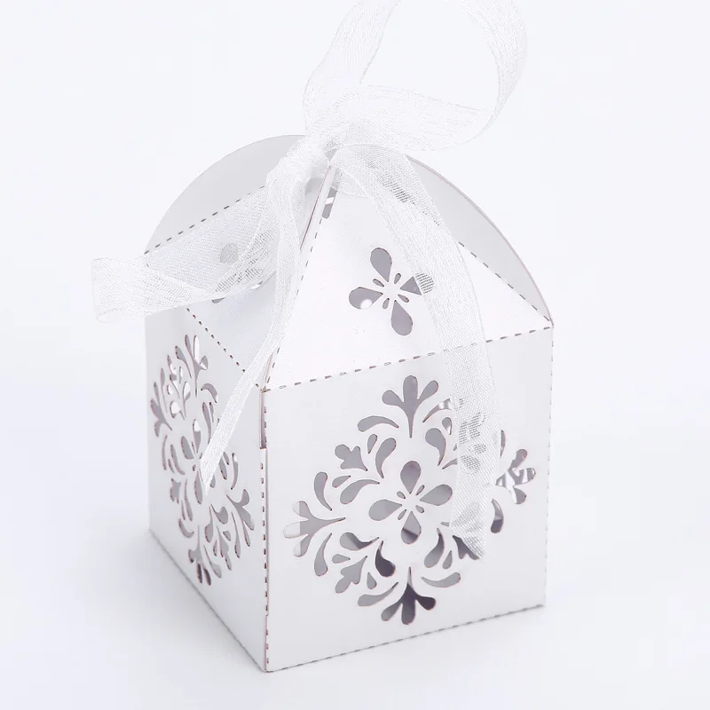 

10pcs Hollow Wedding Candy Box Holiday Party Wedding Supplies Creative Candy Gift Fashion Simple Packaging Paper Box Novel Shape