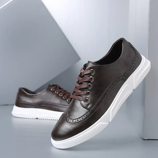 Men Brogue Shoes Fashion Leather Board Shoe Breathable Autumn Comfortable Casual Shoes Outdoor Male Sneakers Tenis Masculino 2