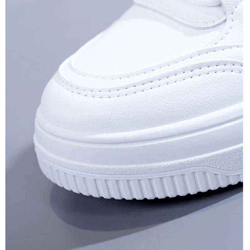 White Women Sneakers Fashion Breathable Leather Flat Shoes Woman Outdoor Lace Up Vulcanized Shoes Platform Sneakers Zapatos