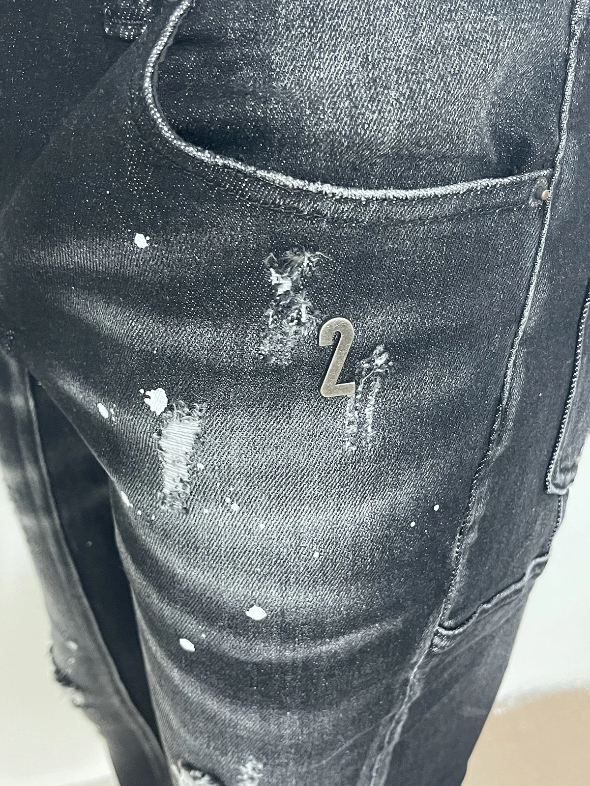2023 spring and autumn new style D2 jeans men wash worn holes patch paint three-dimensional cut small feet black jeans man