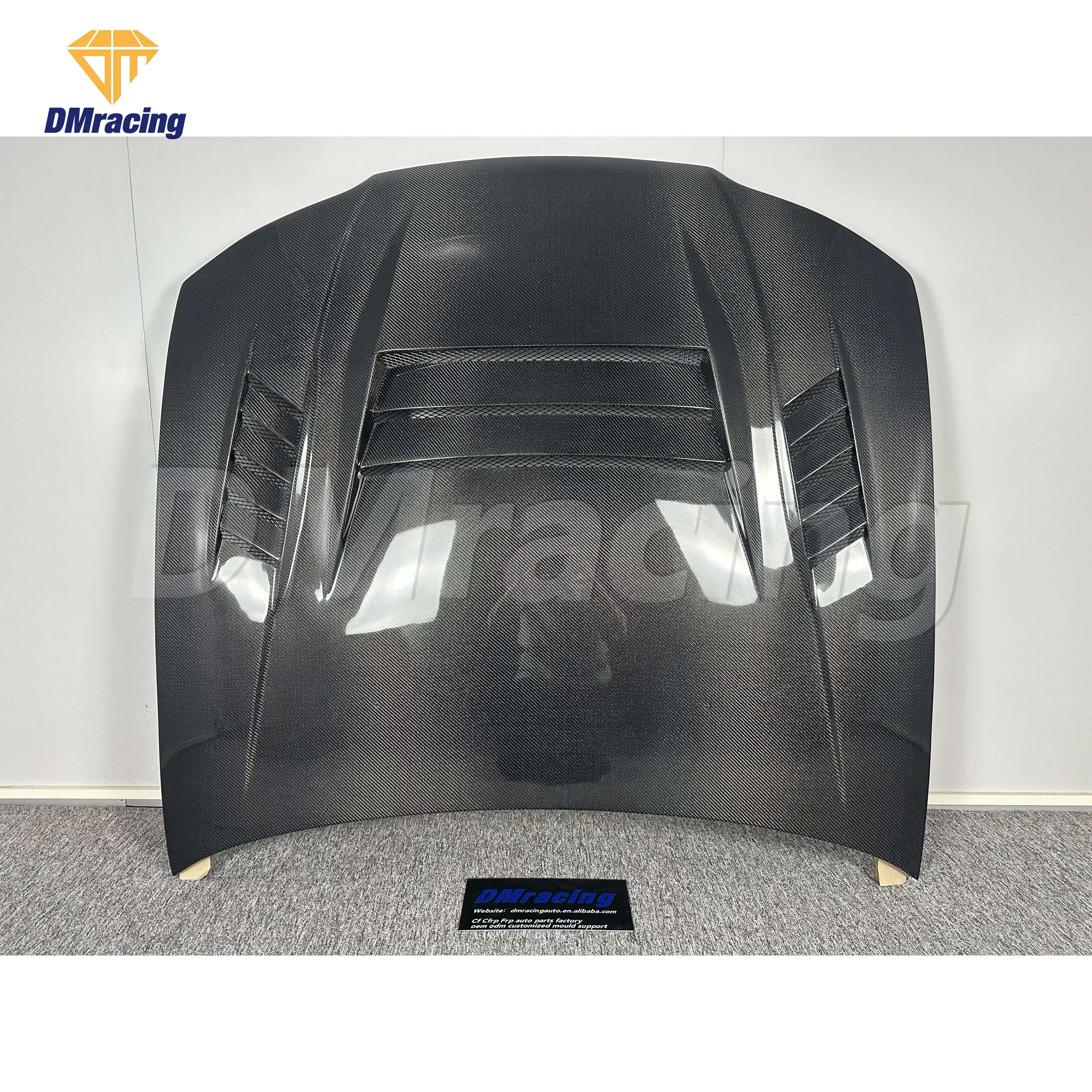 Фото Капот DV Style из двустороннего карбона для Nissan Silvia S15 №3