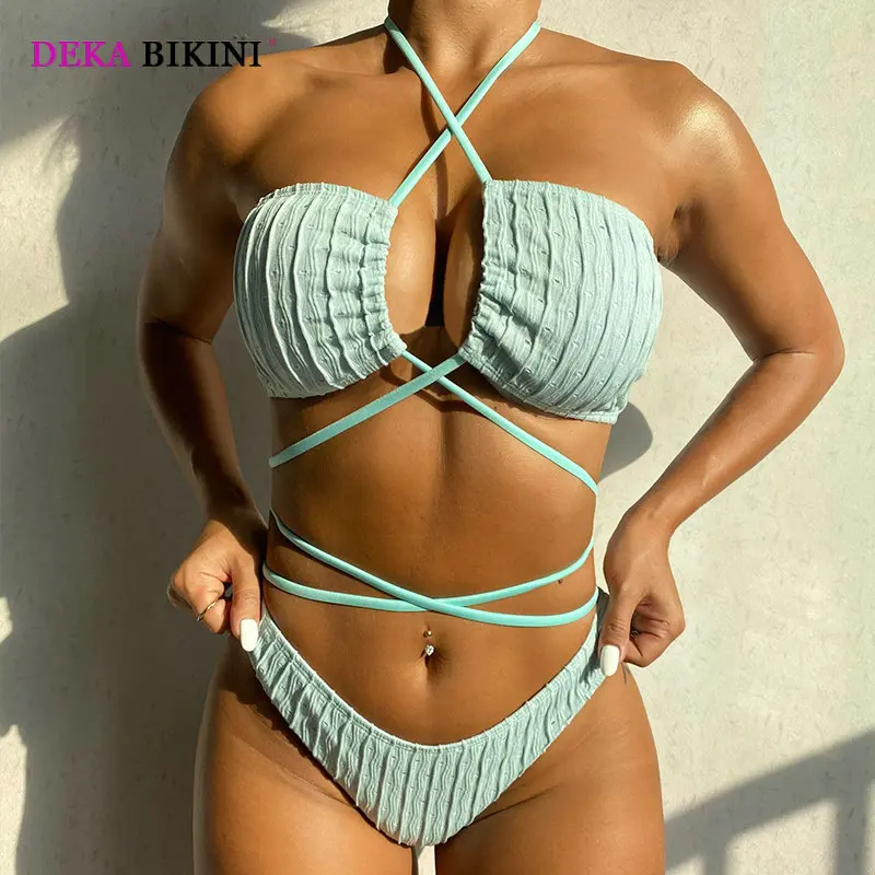 

Купальник-бикини с чашками пуш-ап и перекрестными лямками