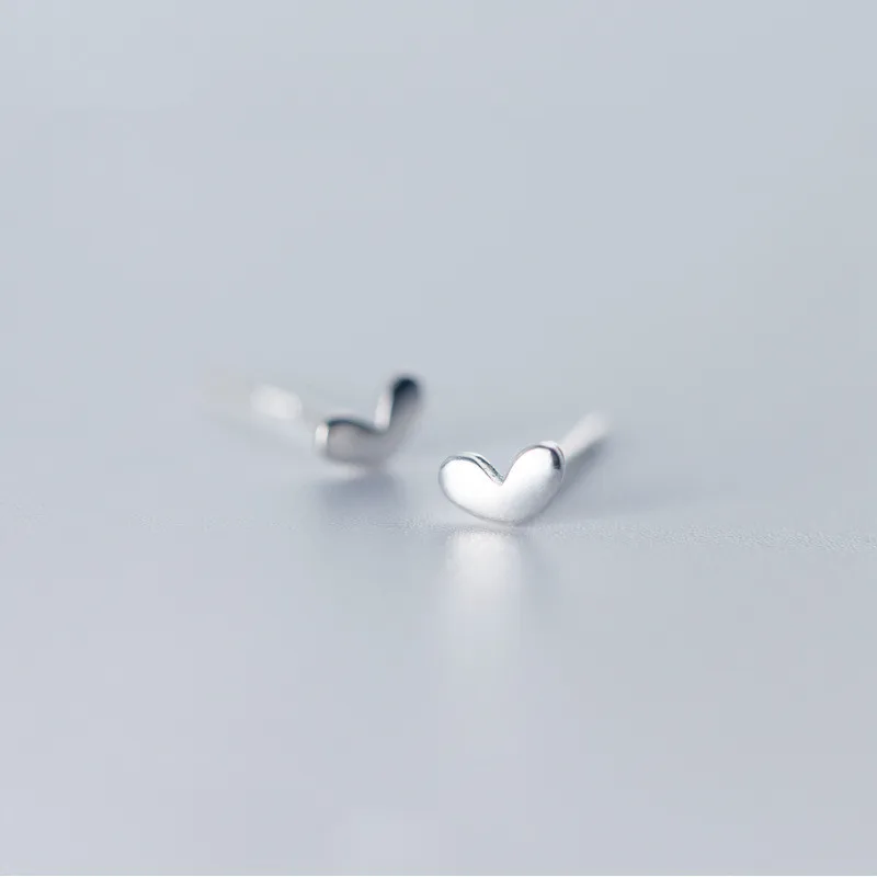 Trendy 100% 925 Sterling Silver Small Love Heart Pircing Stud Earrings for Women Student Teen Jewelry Gift b068