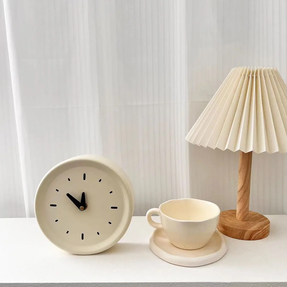 Современные Простые настольные часы кремового цвета для гостиной современные