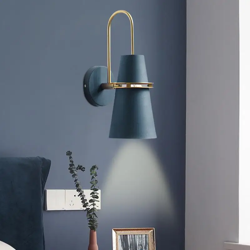 

Скандинавская внутренняя светодиодная настенная лампа E27, креативный прикроватный светильник для гостиной, гостиницы, коридора, спальни, лестницы, светодиодное зеркало