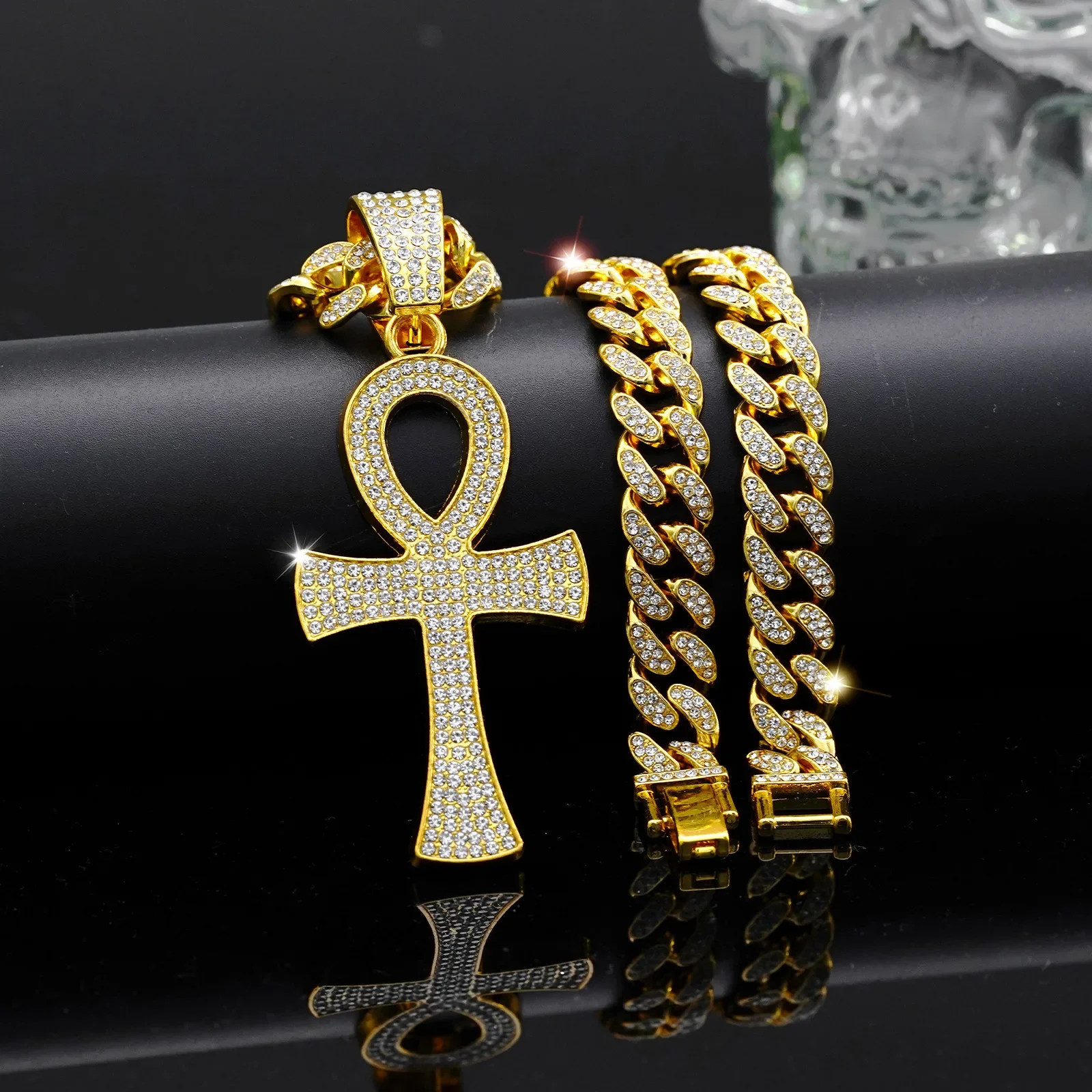 Персионное ожерелье с подвеской в виде креста по низкой цене и кубинской