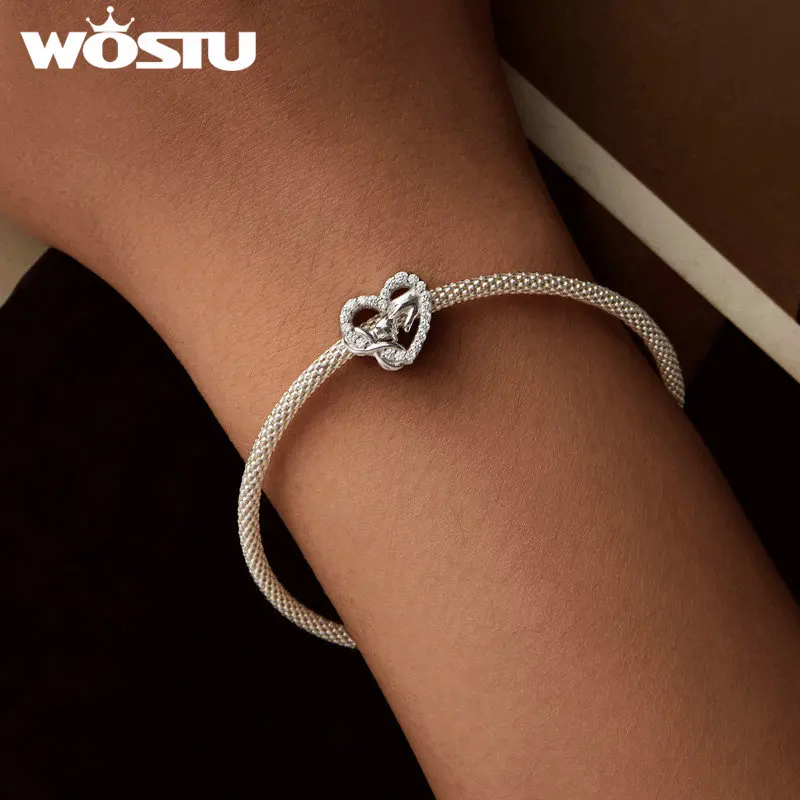 Шармы-подвески рука в руке из серебра 925 пробы