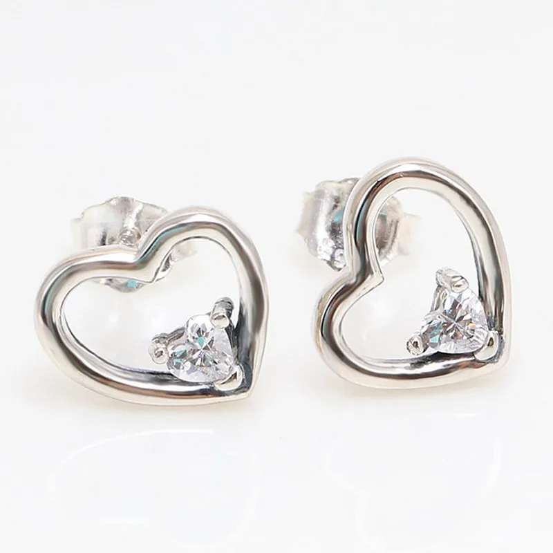 

Authentic 925 Sterling Silver Sparkling Asymmetric Hearts With Crystal Stud Earrings For Women Wedding Gift Fashion Jewelry