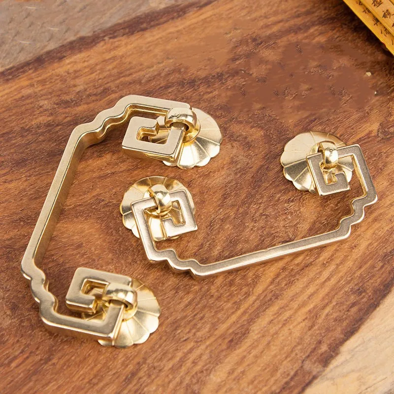 Ручка для двери шкафа в ретро-стиле