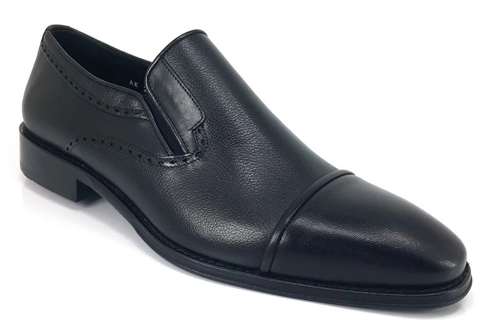 

2022 Trend Yeni Sezon Model %100 Deri Ayakkabı İle Kişiye Özel ve Rahat Siyah Libero 2883 Klasik Erkek Ayakkabı