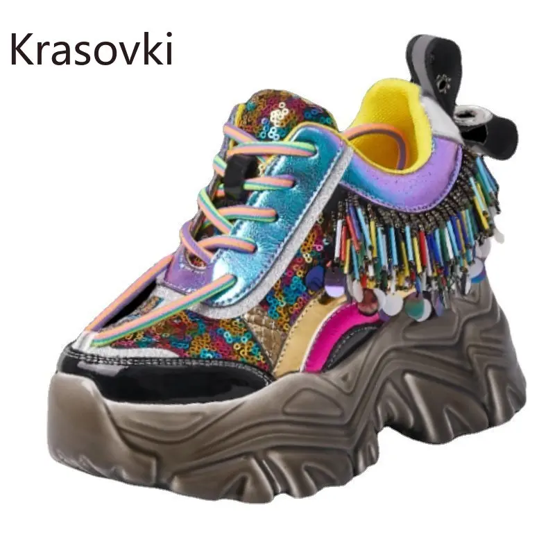 

Женские кроссовки из натуральной кожи, на платформе 9 см
