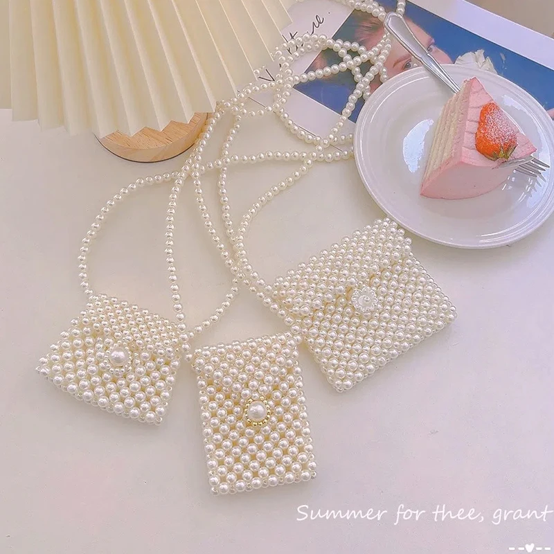 

2023 new Mini Accessories small bag Cross body bag Pearl chain bag ultra mini decorative small bag，Dinner bag, hand bag