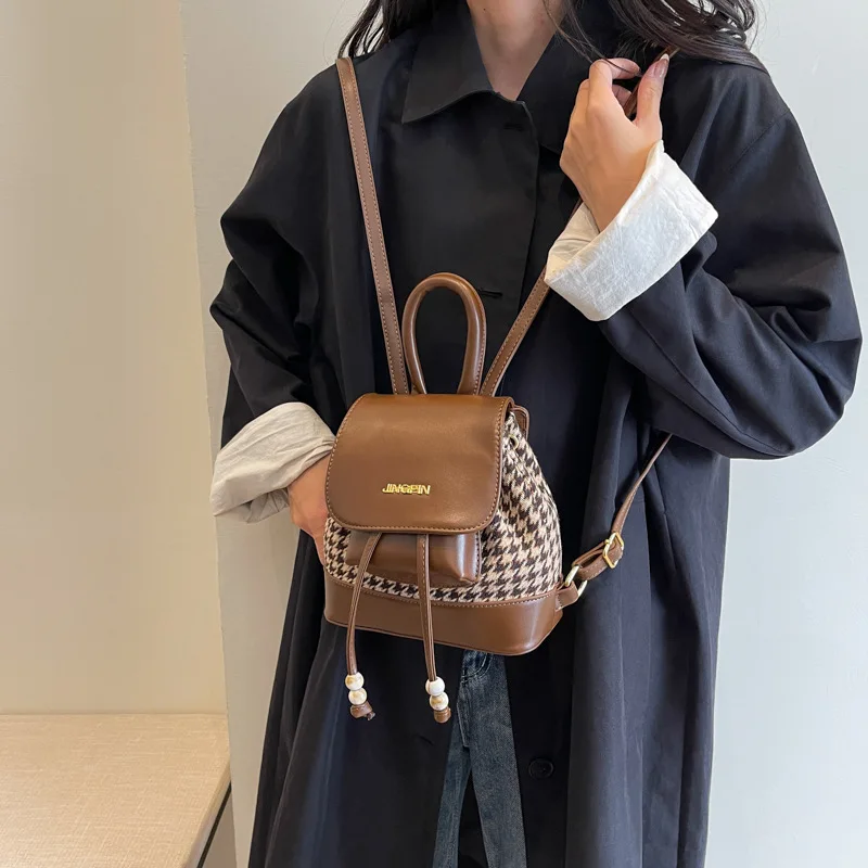 

Xiaozhong Backpack Women's 2023 Autumn and Winter New Fashion Handbag High-end Casual Small Backpack