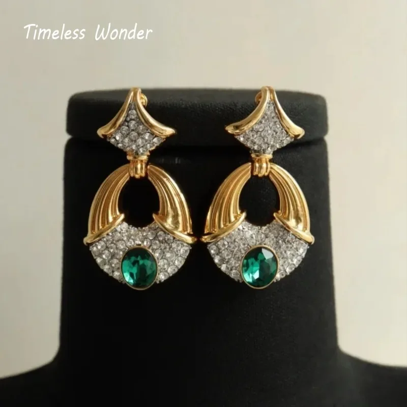 Женские серьги-гвоздики с цирконом в стиле панк