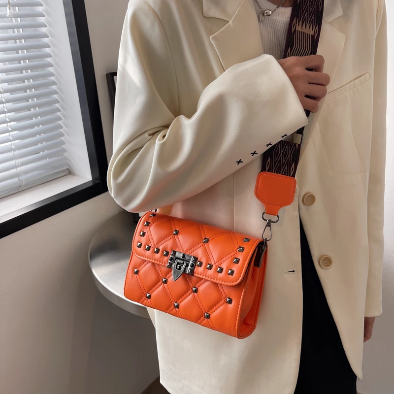 Handbags 2023 Summer New Trendy High Quality Shoulder Messenger Bags Women Purse And Handbags Unique Designer Small Square Bags