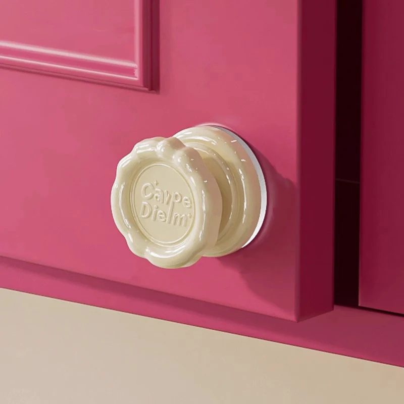 

Ручка на присоске резиновая