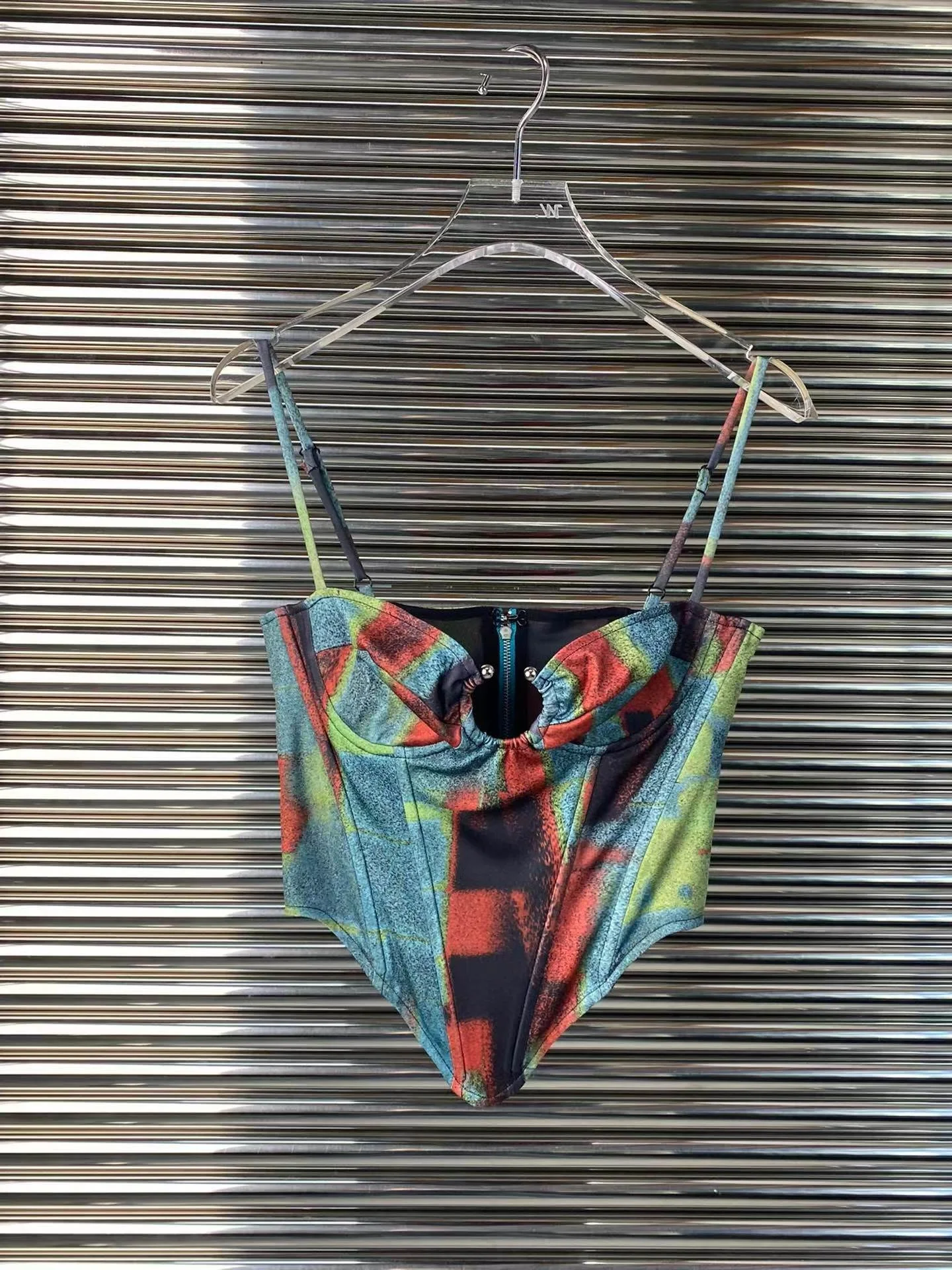

2023 NEW Fishbone Camisole Chest Metal Ring Pleated Color Tie Dyed Irregular Crop Top Sexy Women