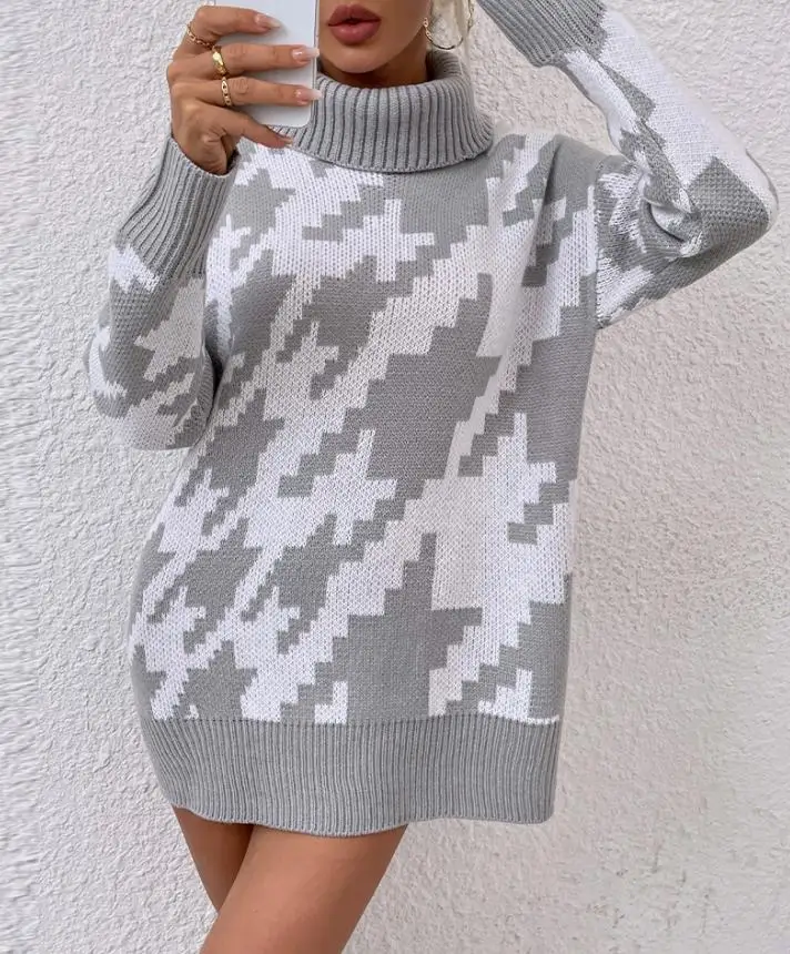 Рисунок 6 - Женский трикотажный свитер-блузка средней длины