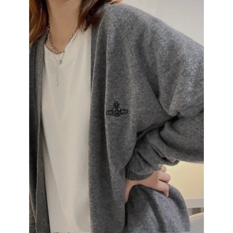 Adai [Модный вязаный кардиган с вышивкой] Осенне-зимний новый свитер v-образным