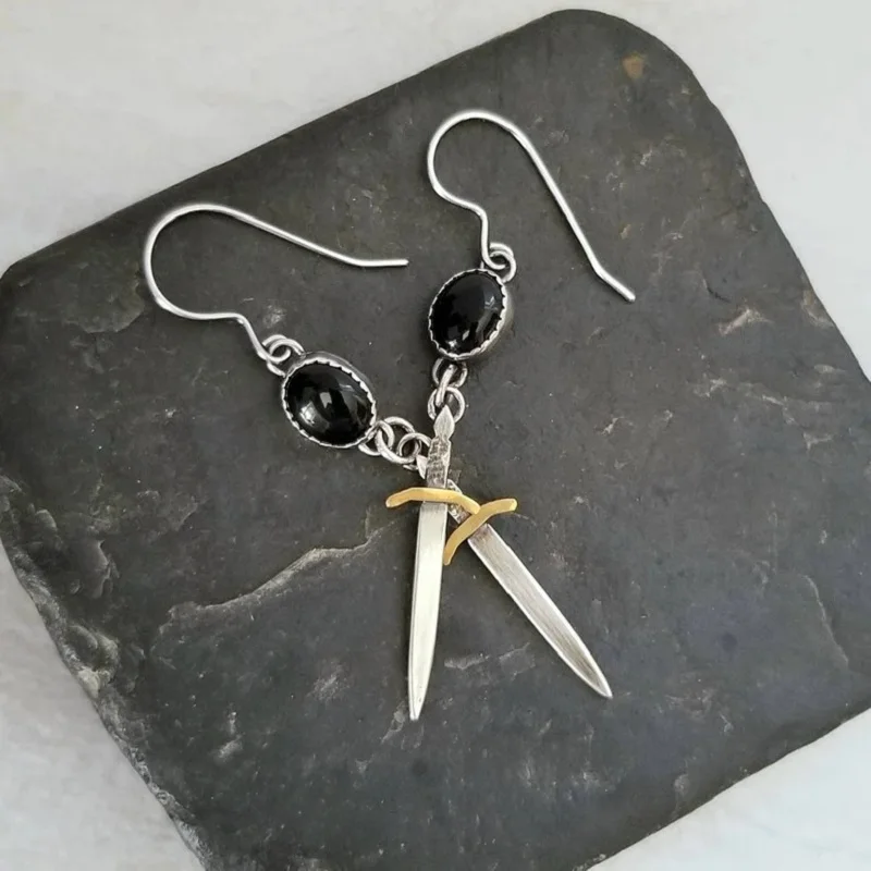 

Goth Long Earring Black Stone With Hand-Carving Dagger Dangling Earrings For Womens Jewelry Festival Party Accessories aretes