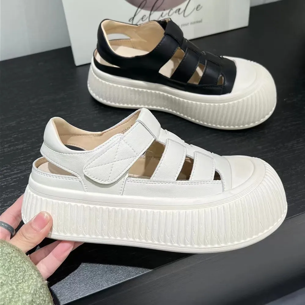 Сандалии женские винтажные дышащие босоножки с закрытым носком на липучке