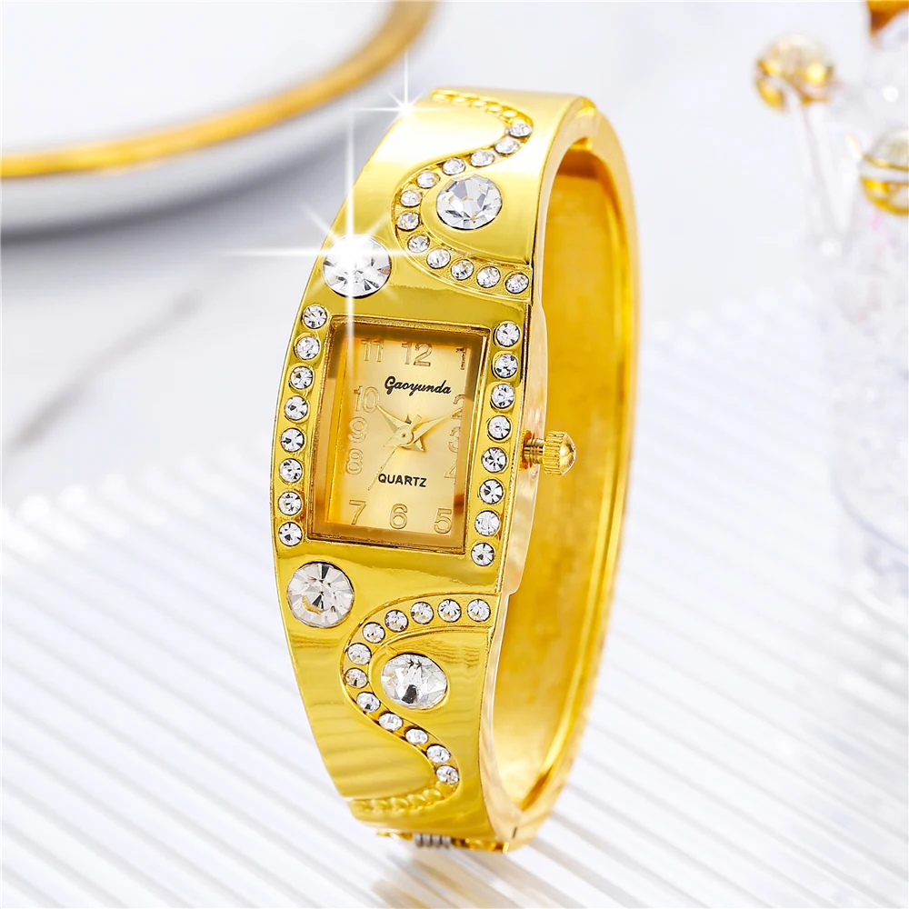 

Top Merk Luxe Dames Volledige Goud Vrouwen Horloges Mode Strass Vierkante Case Quartz Alloy Hand Polshorloge Relogio Feminino