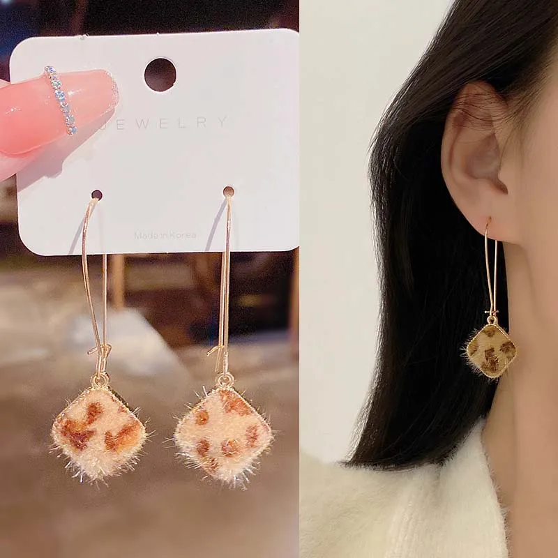 

2021 New Trendy Leopard Print Square Drop Earrings For Women Fashion Gold Color Alloy Pendant Earring Girls Wedding Jewelry Gift