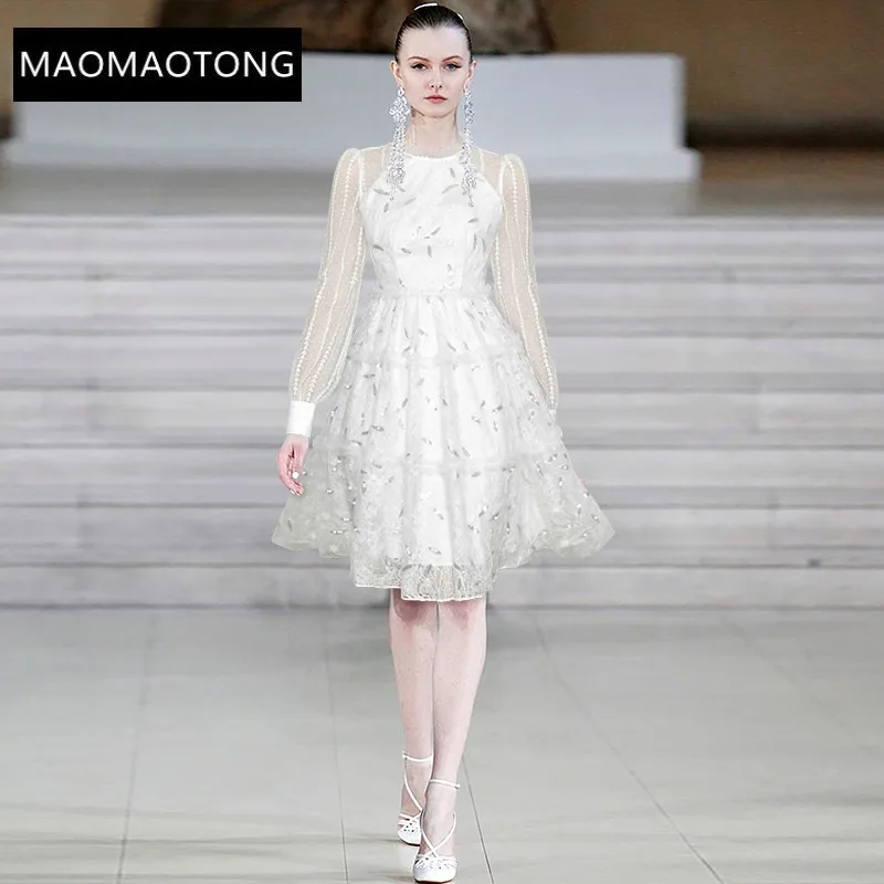 

Fashion Runway 2022 Summer Elegant White Dress Women Lantern sleeve Sequins Mesh Embroidery Party Knee Dress