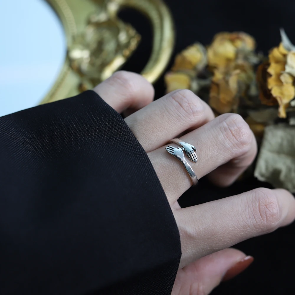

New Alloy Simple Hands Hug Ring Opening Adjustable Jewelry For women Gift