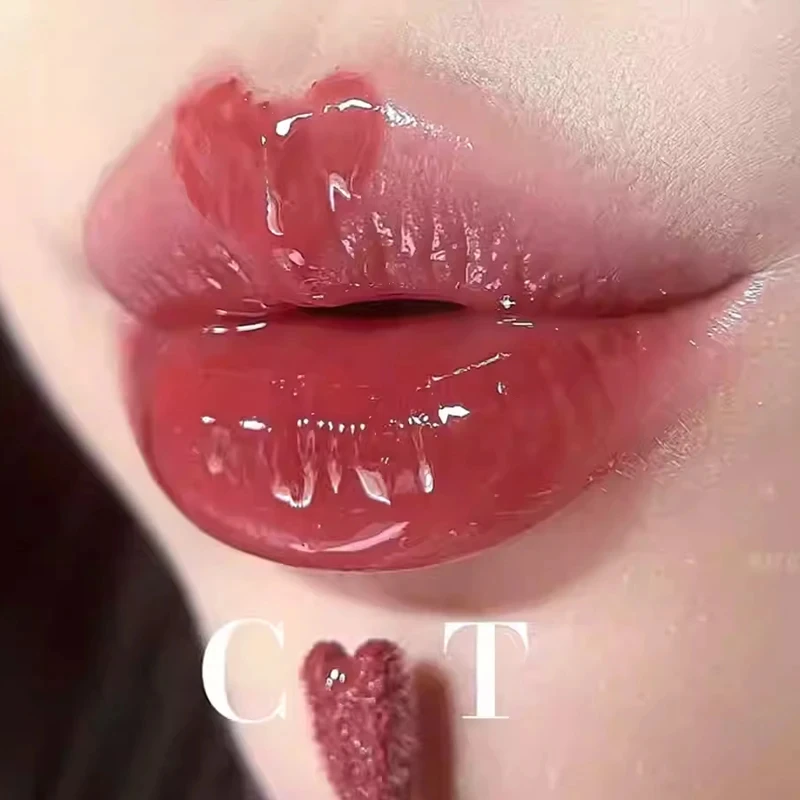 Фото Тональный крем Charlotte Tilbury с гиалуроновой кислотой, средней степени покрытия, с коллагеном, блеск для губ с эффектом увеличения объема и сияния, в коробке №5