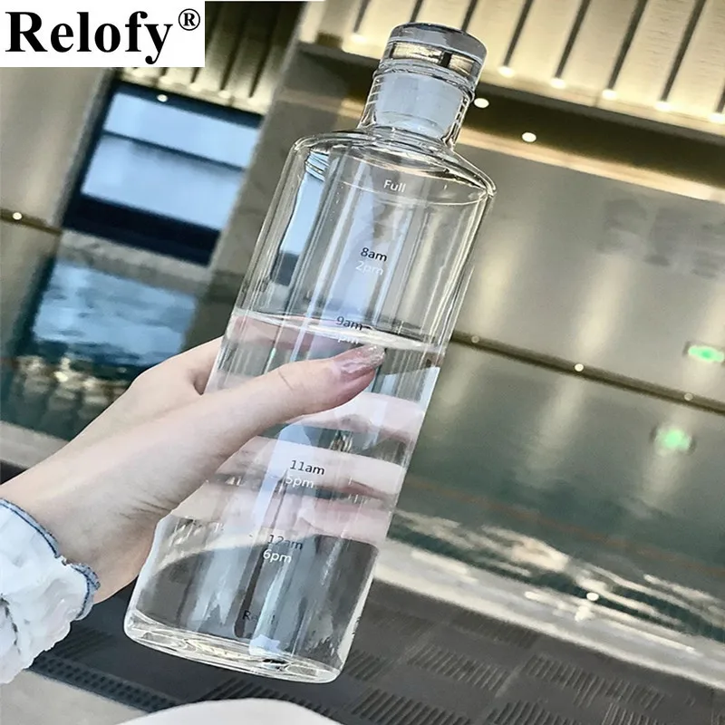 Pаспродажа Стеклянная бутылка для воды со шкалой 500/750 мл, с защитой от ожогов Купить Стеклянная бутылка для воды со шкалой 500/750 мл, с защитой от ожогов