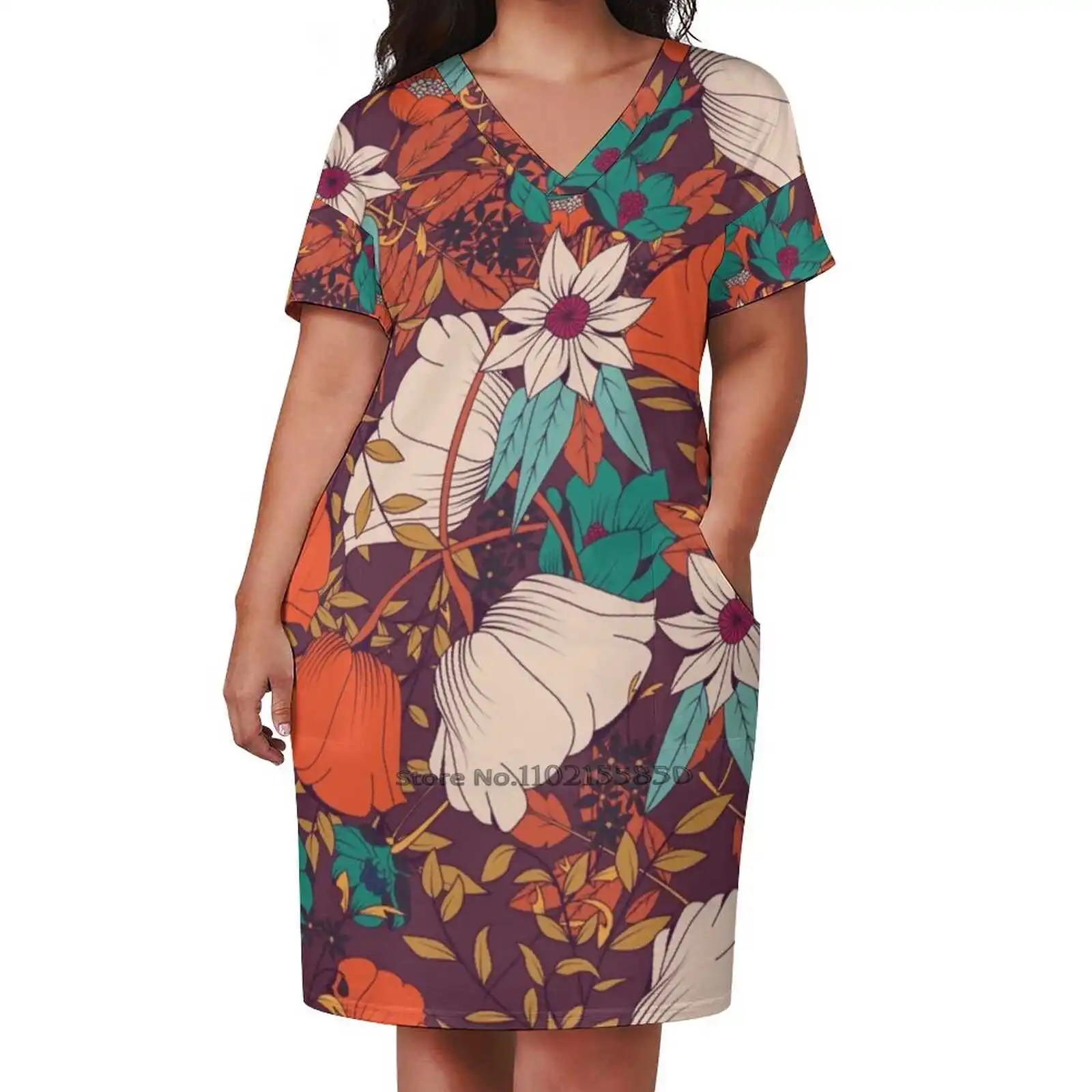 

Женское свободное платье с карманами и V-образным вырезом