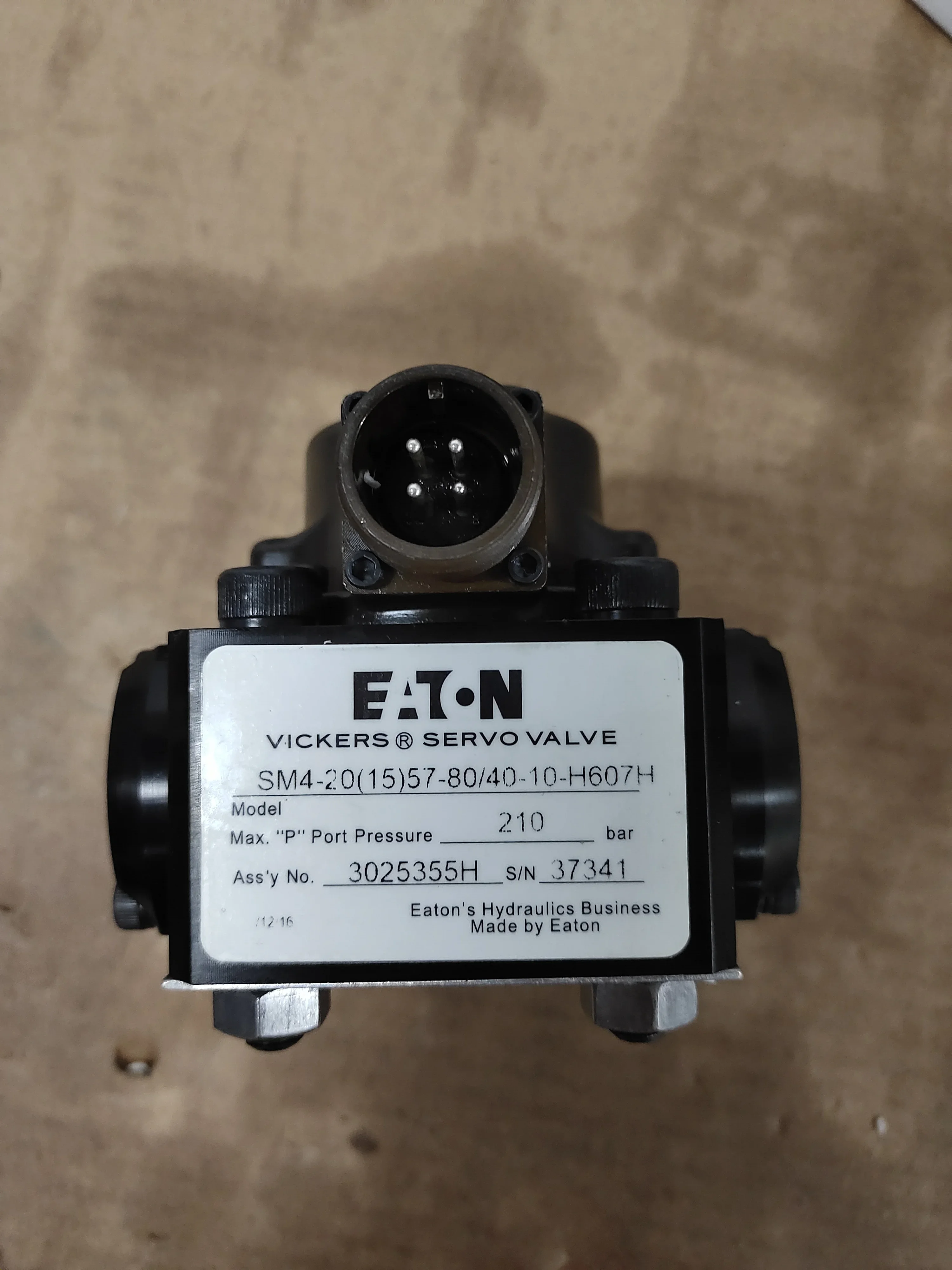 Eaton SM4-40(40)151-80/40-10-H919 гидравлические пропорциональные сервоклапаны
