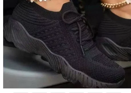 

2023 Women's casual breathable mesh sneakers, vulcanized platform shoes, large size, Spring