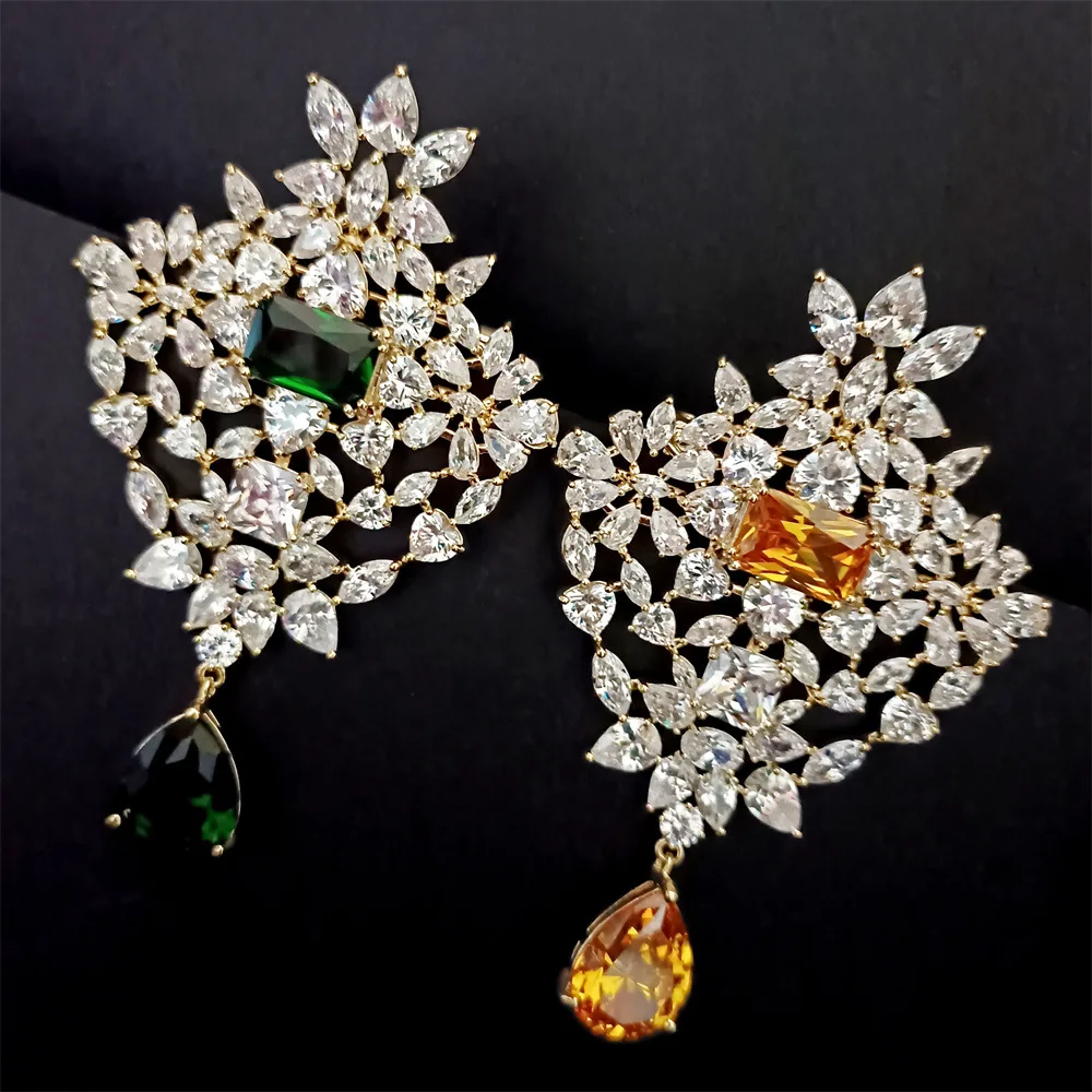 

OKILY Elegant Sparkling Zircon Court Style Brooch Pins Drop Shape Zircon Tassel Vintage Brooches Accessories Exquisite Jewellery