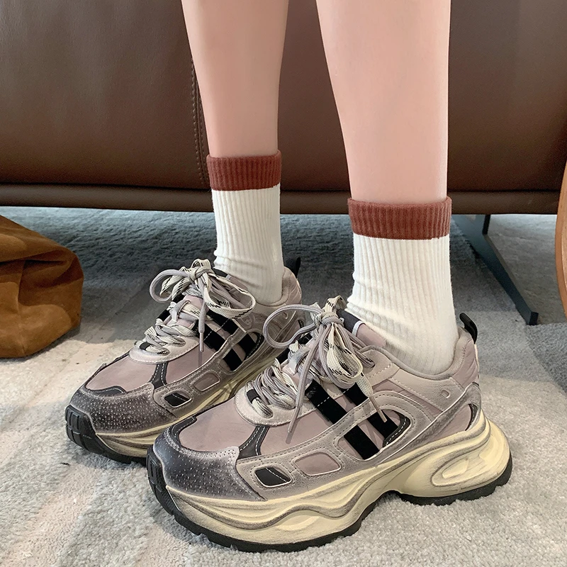 

Женские кроссовки, новая трендовая стильная обувь на толстой подошве и среднем каблуке для девушек, кроссовки на каблуке, женская обувь, новинка 2023