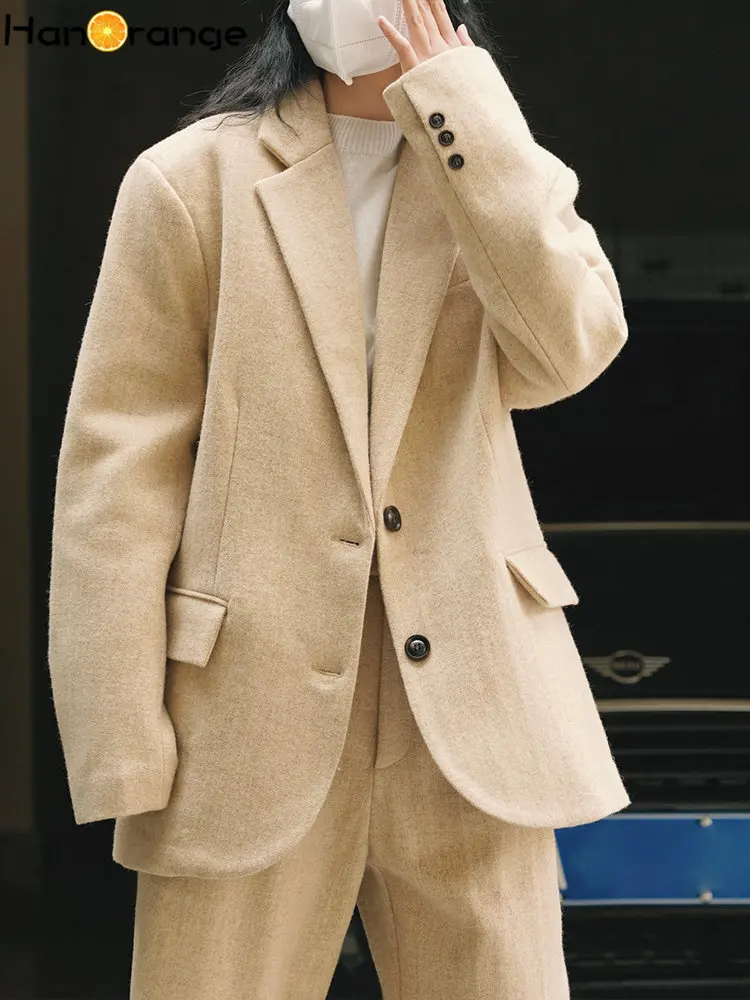 HanOrange 2022 Winter Wool Suit Coat Women Vintage Loose Warm Blazer Jacket Retro Female Oatmeal Simple Woolen Outfit