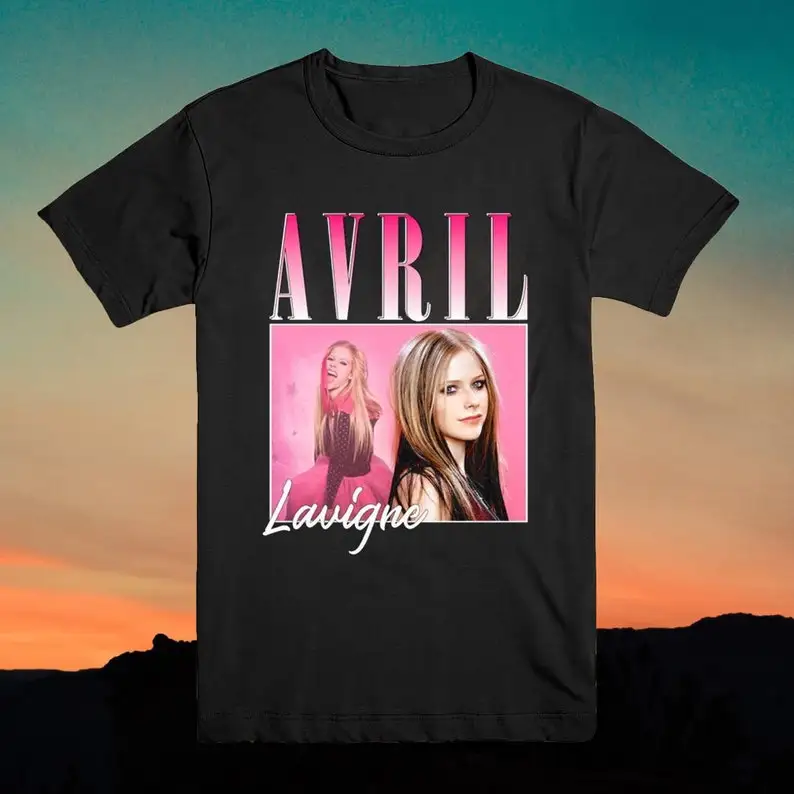 

Avril Lavigne Shirt 90S Classic T-Shirt