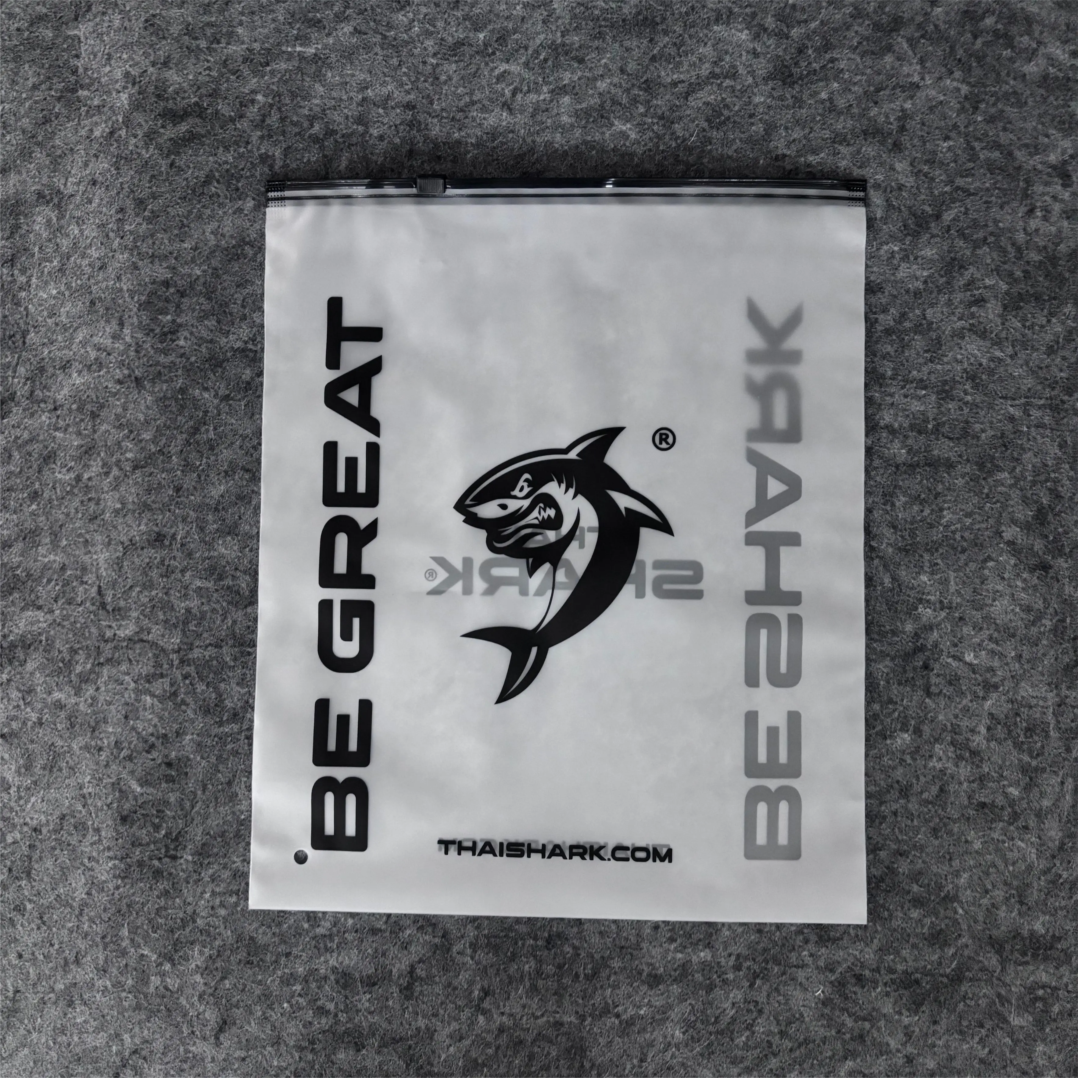 Экологичная дешевая цена на заказ прозрачные матовые пластиковые сумки молнии с