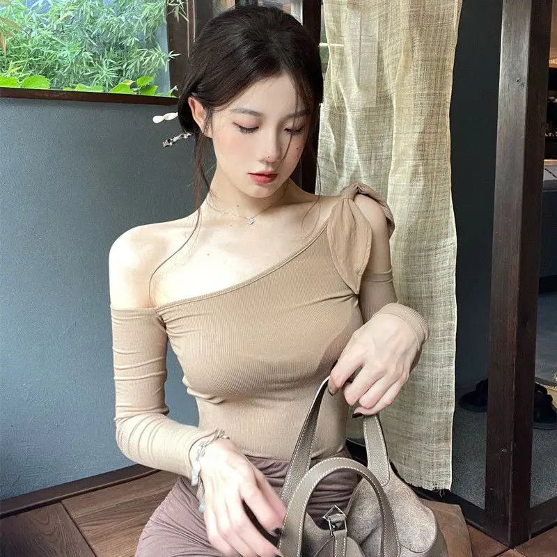 

New Slash Collar Women T-Shirt Solid Color Long Sleeve Casual Slim Cropped Sexy Plain Tees Top New Fashion Women Shirts T437