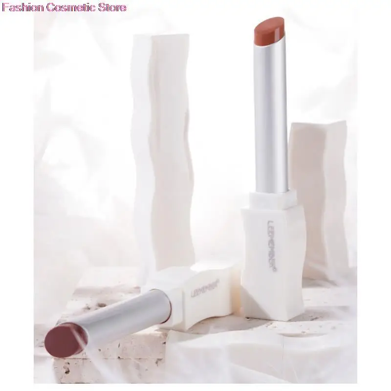 

Зеркальный блеск для губ серии White Feather