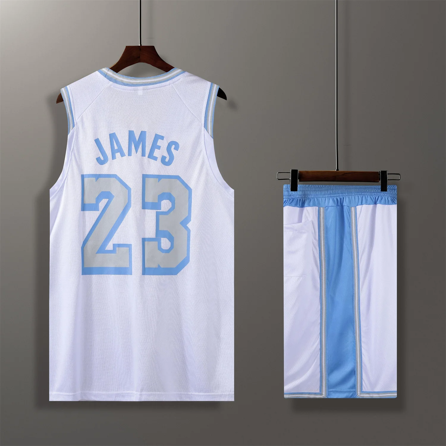 

High Quality USA Basketball Club Player Basketball Uniforms Star JAMES 23 Has Team Logo Basketball Jerseys