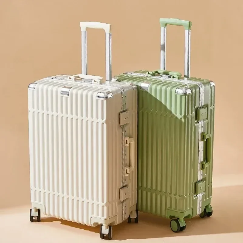 Дорожный чемодан на колесиках ярких цветов с алюминиевой рамой унисекс ручная