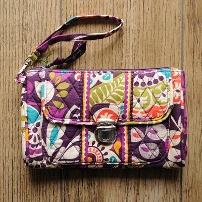 

pushlock wristlet