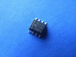 

100 шт., 100% оригинальные новые NE555 TI SOP8 NE555