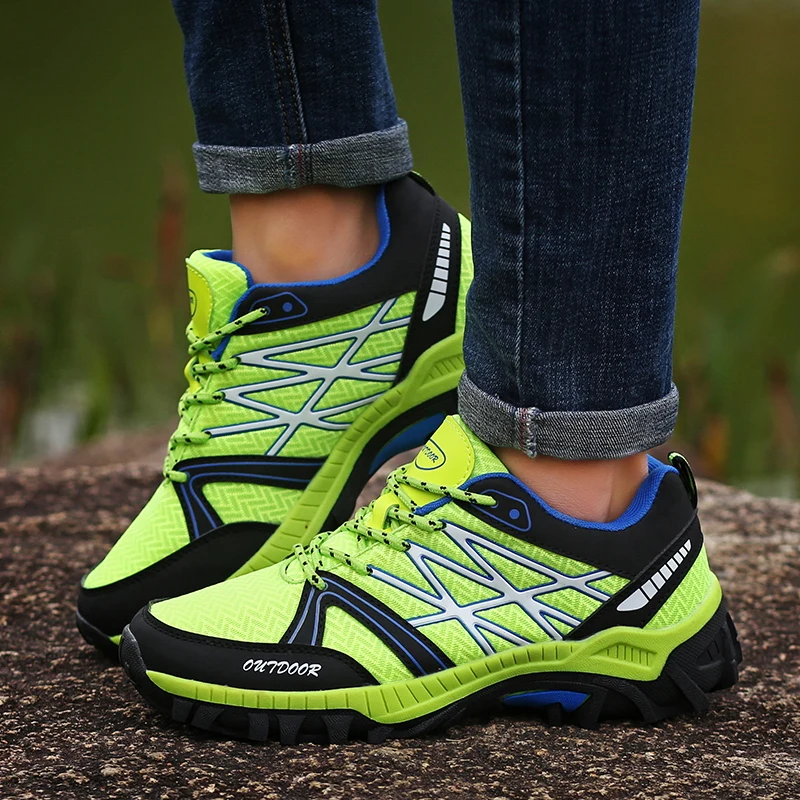 2022 Summer Hiking Boots Men Outdoor Trekking Sports Climbing Shoes Men Breathable Mesh Non-slip Sneakers Trainers Camping Shoes