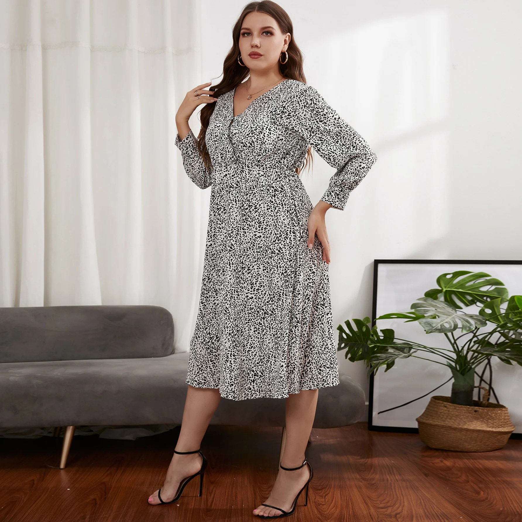 

Women's Dresses New Plus Size Leopard Print Dress Fashion Elegant V-Neck Elastic Waist Long Sleeve A-line Casual Midi Dresses